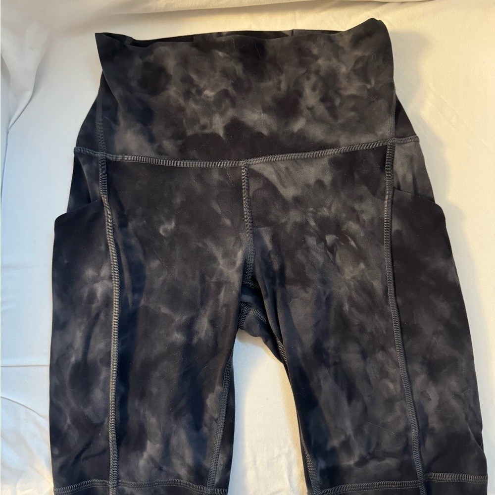 lululemon athletica Charcoal Tie-Dye biker shorts